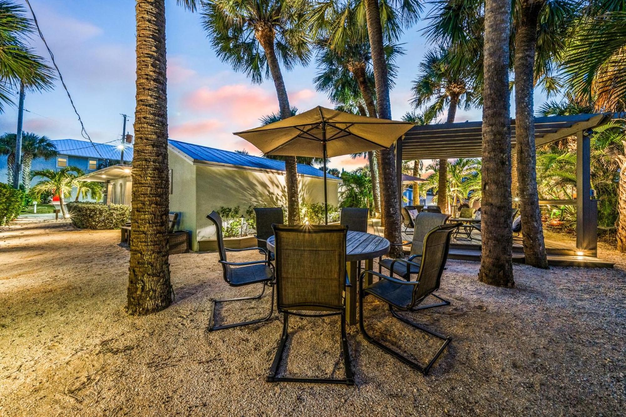 Wonderful Place Wprivate Patio Next To The Beach โคโคบีช ภายนอก รูปภาพ